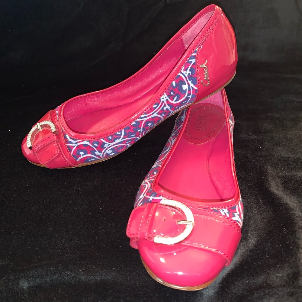 Patent Leather Pink Coach Flats w/Fabric sides.8 - Picture 3 of 9